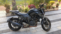 Yamaha FZ25