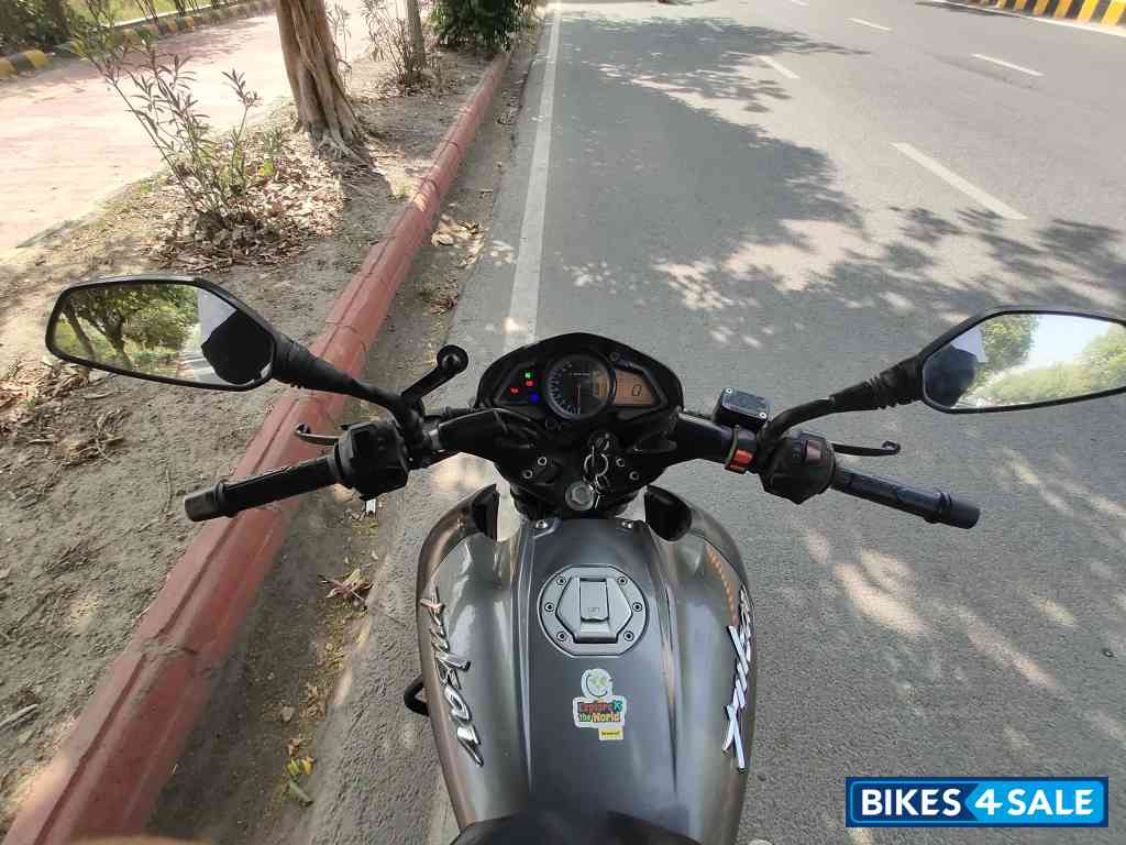 Grey Bajaj Pulsar NS 160 Grey Bajaj Pulsar NS 160