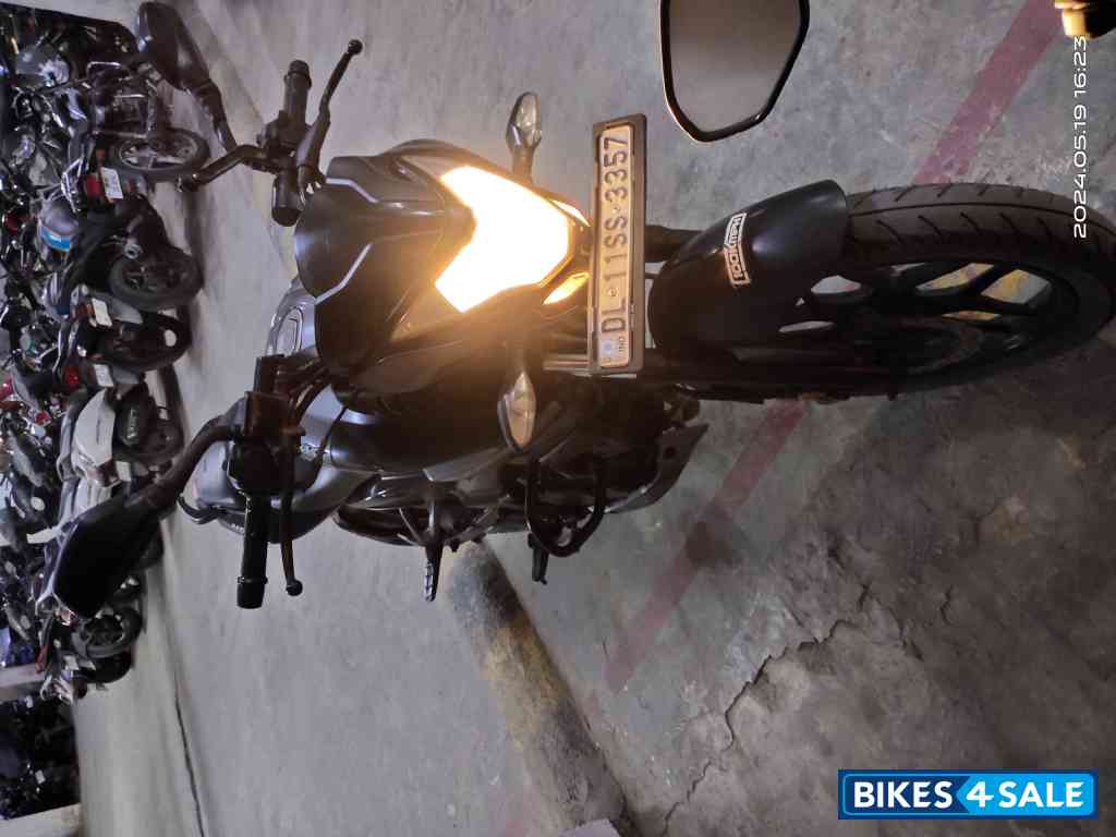 Grey Bajaj Pulsar NS 160 Grey Bajaj Pulsar NS 160