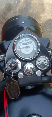 Stealth Black Royal Enfield Classic 350 Dual Channel BS6