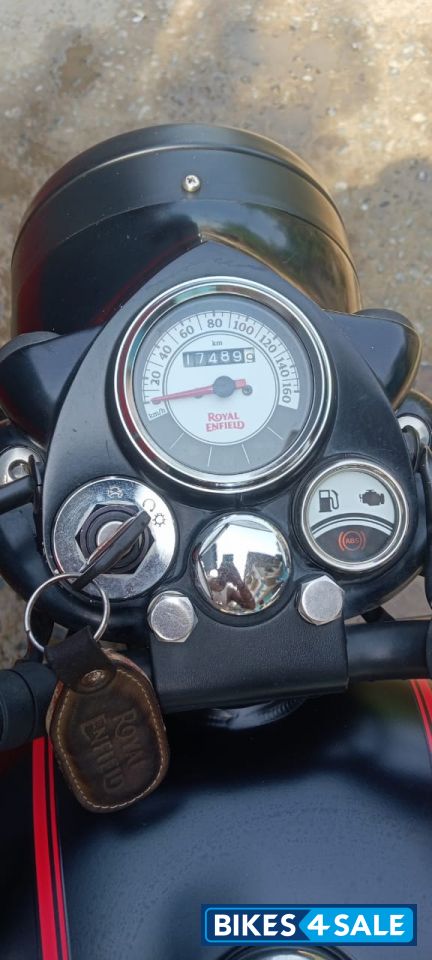 Stealth Black Royal Enfield Classic 350 Dual Channel BS6