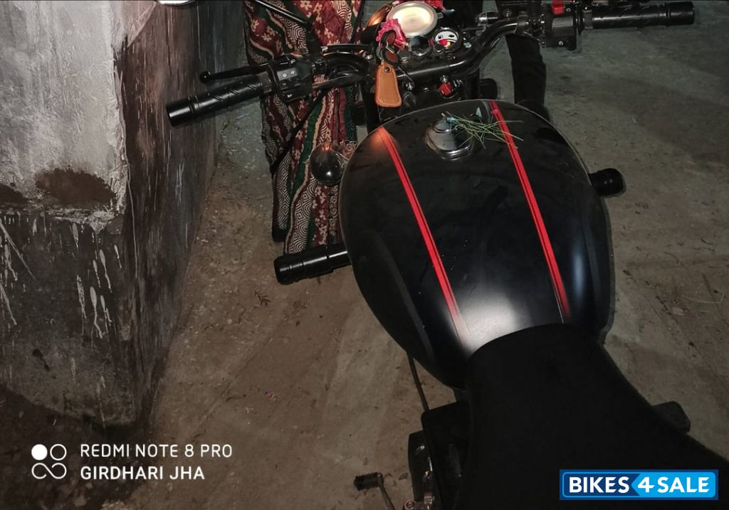 Stealth Black Royal Enfield Classic 350 Dual Channel BS6