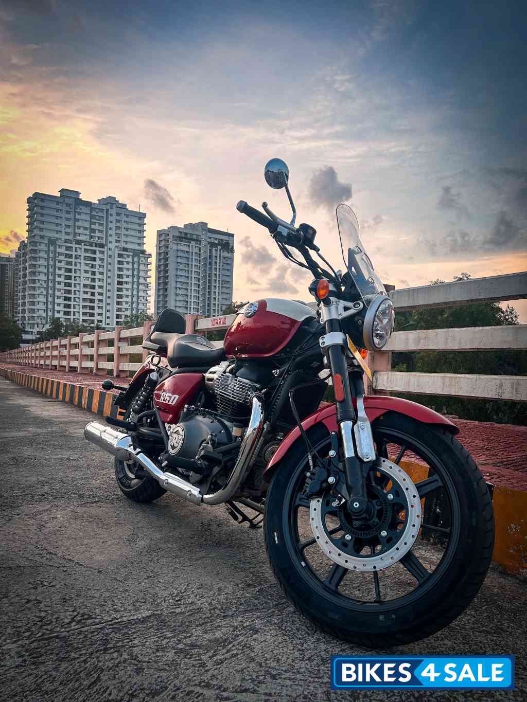 Red Royal Enfield Super Meteor 650