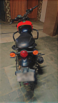Royal Enfield Hunter 350 Metro