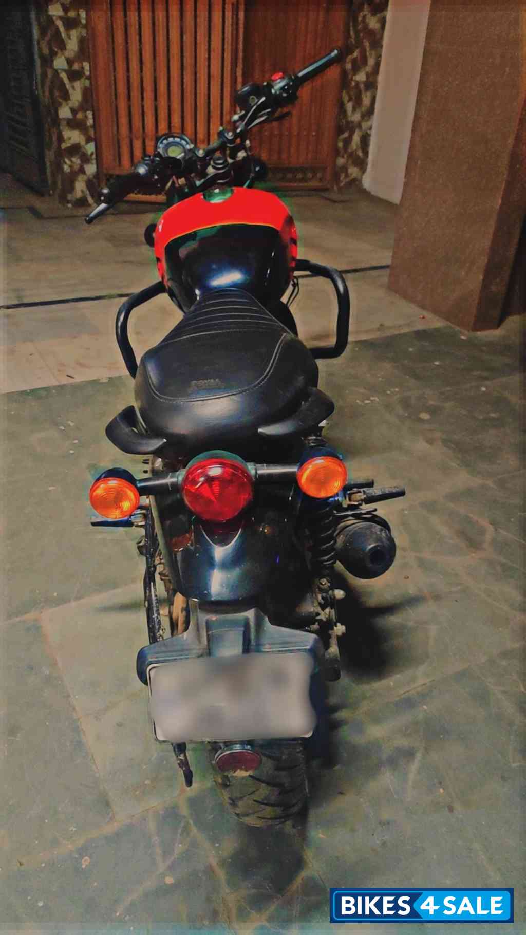 Royal Enfield Hunter 350 Metro
