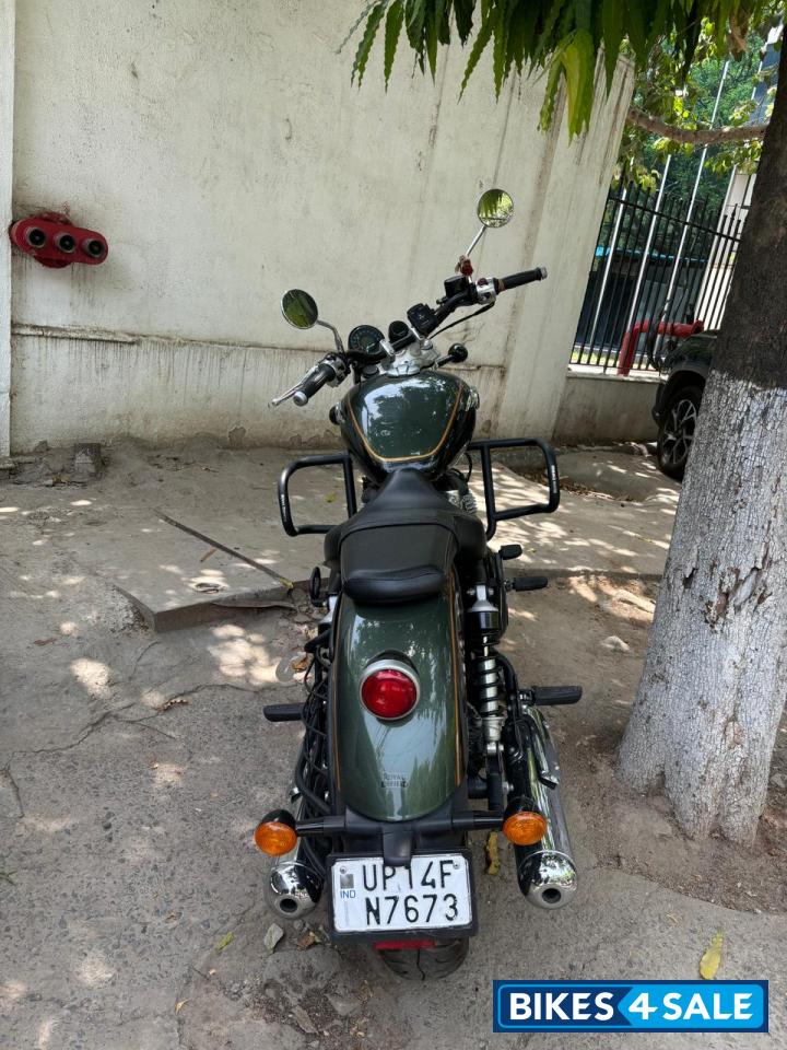 Interstellar Green Royal Enfield Super Meteor 650