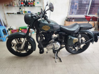 Black Royal Enfield Bullet Standard 350