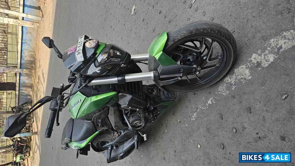 Green Bajaj Dominar 400 ABS BS6