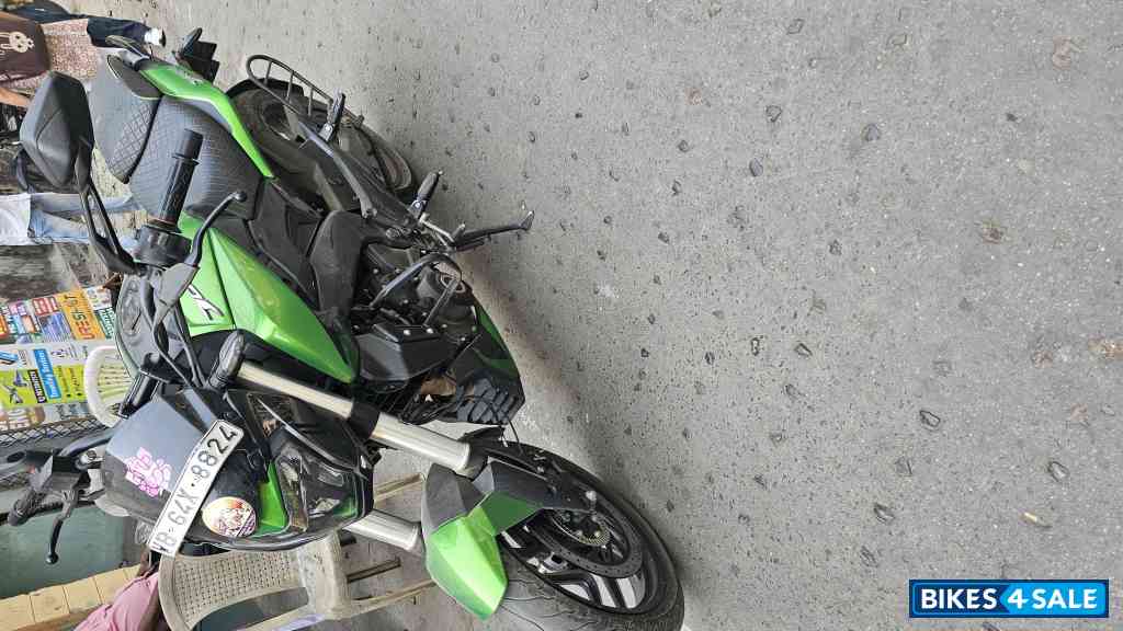 Green Bajaj Dominar 400 ABS BS6