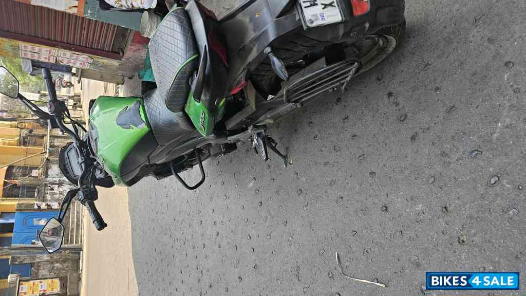 Green Bajaj Dominar 400 ABS BS6