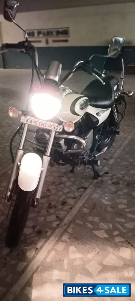 Bajaj Avenger Cruise 220