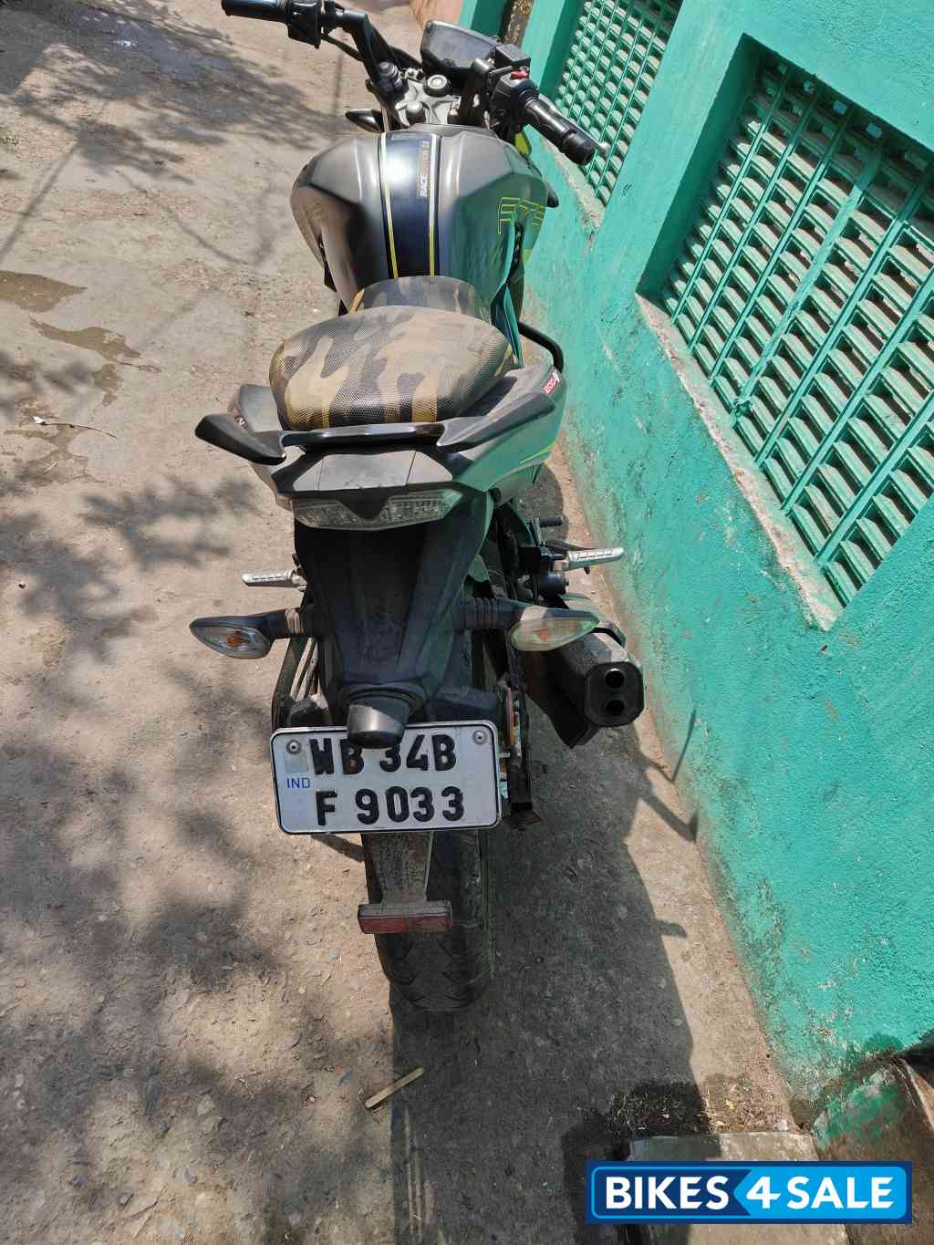 TVS Apache RTR 200 4V Race Edition 2.0