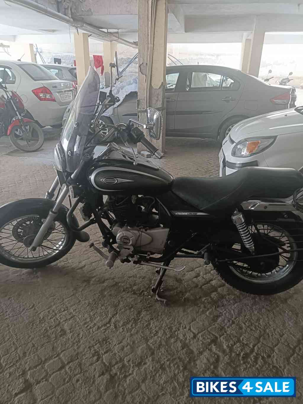 Bajaj Avenger Cruise 220