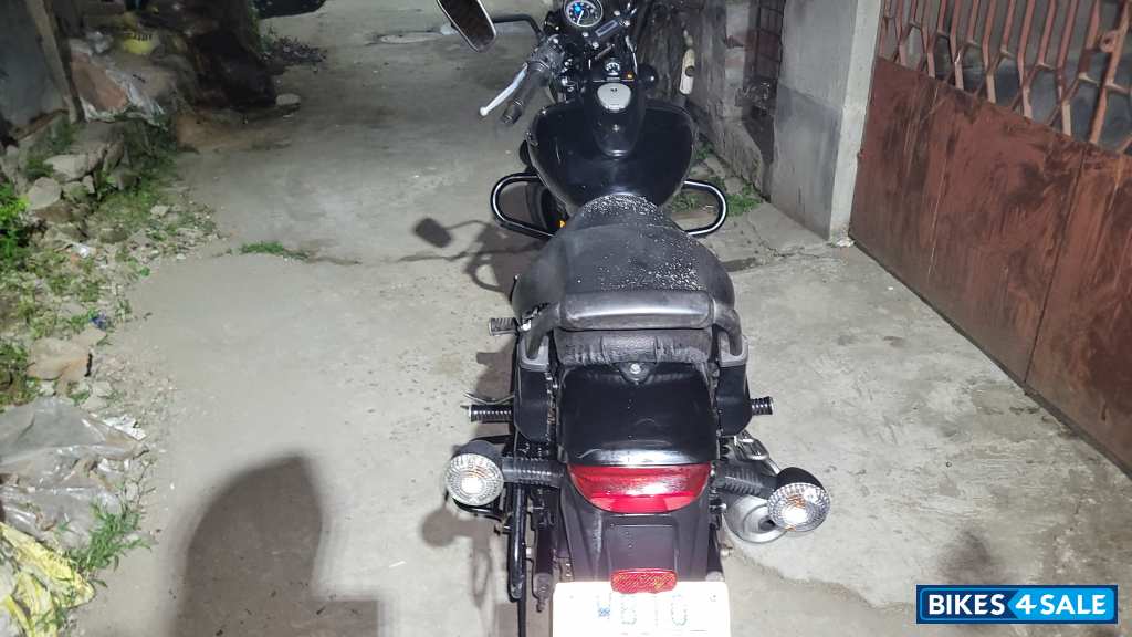 Black Bajaj Avenger Street 160 BS6