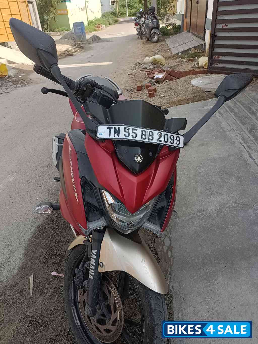 Matte Red Yamaha Fazer 25