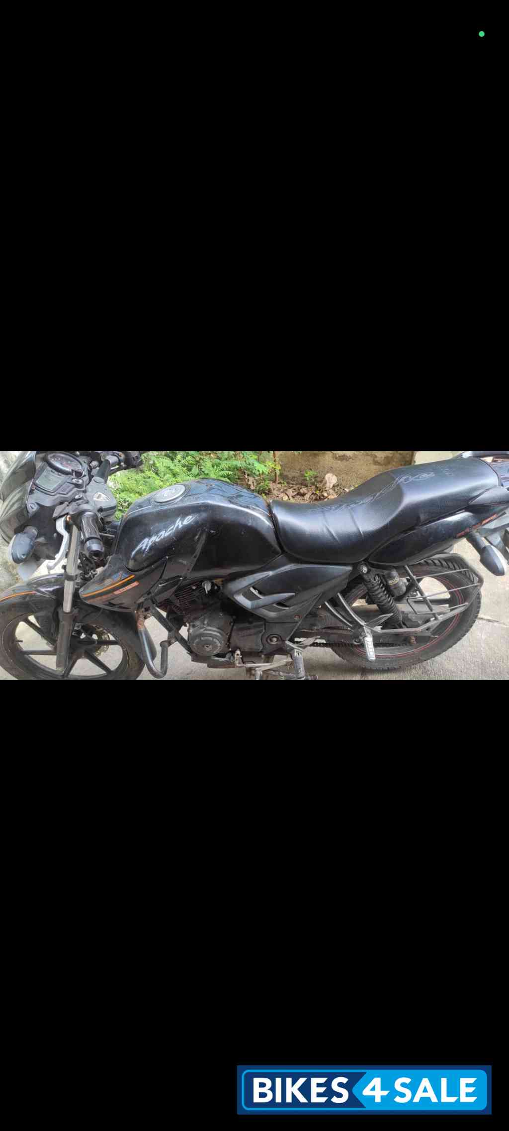 Black TVS Apache RTR 160