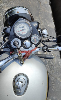 Royal Enfield Classic 350 2017 Model