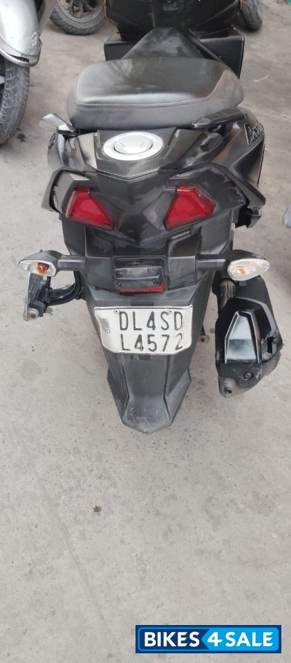 Suzuki Avenis 125 Standard Edition