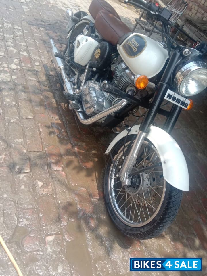 Ash White Royal Enfield Classic 350