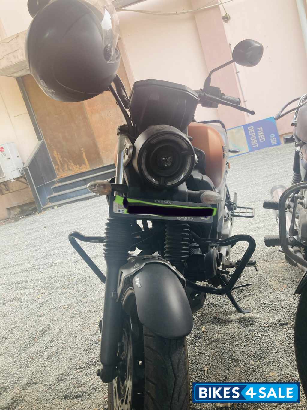 Orange Yamaha FZ-X Orange Yamaha FZ-X