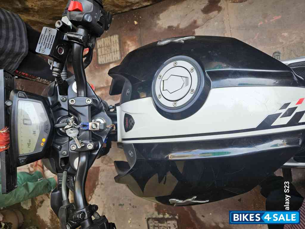 TVS Apache RTR 160 4V BS6