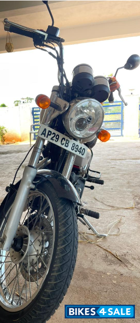 Royal Enfield Thunderbird 350