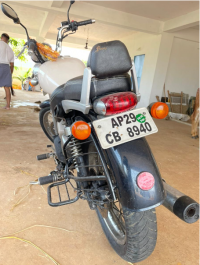 Royal Enfield Thunderbird 350