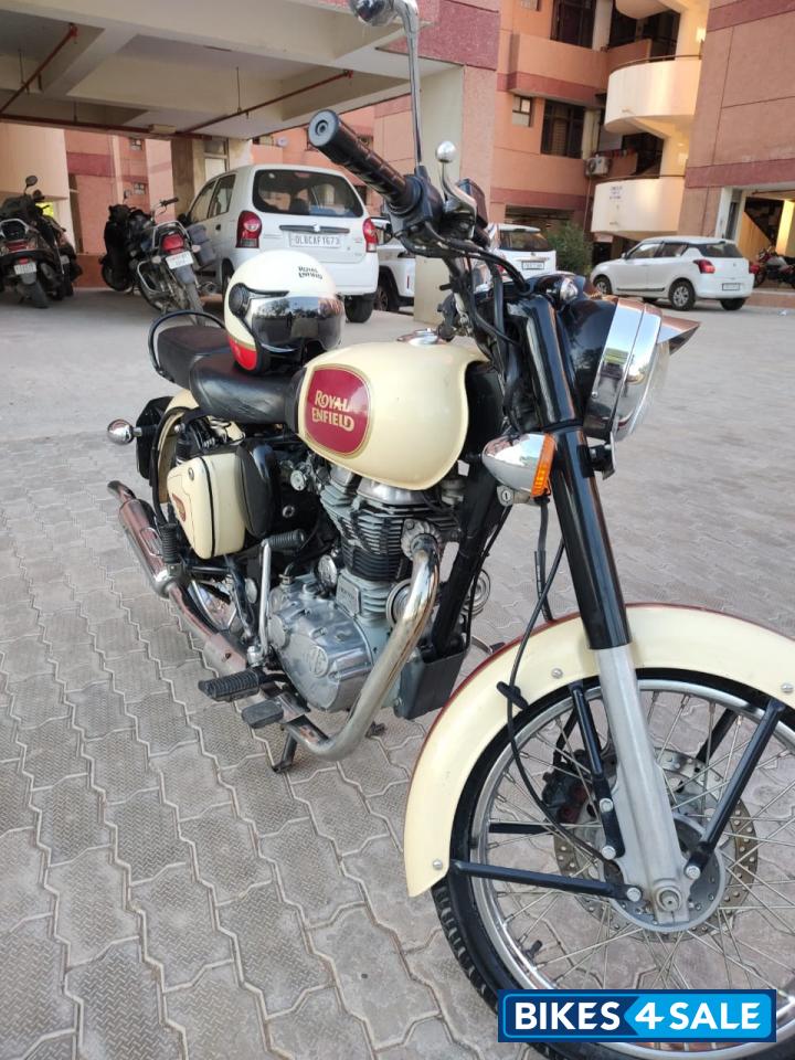 Royal Enfield Classic 500