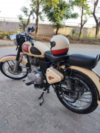 Royal Enfield Classic 500