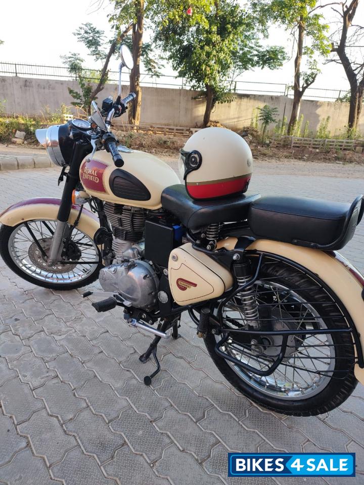 Royal Enfield Classic 500