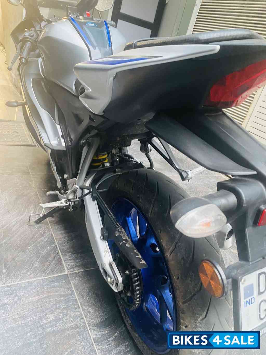 Yamaha R15M