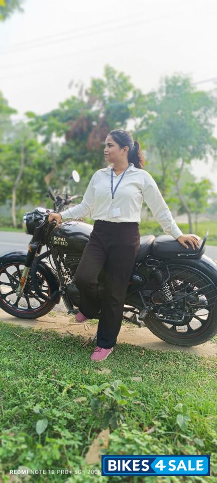 Black Royal Enfield Classic 350
