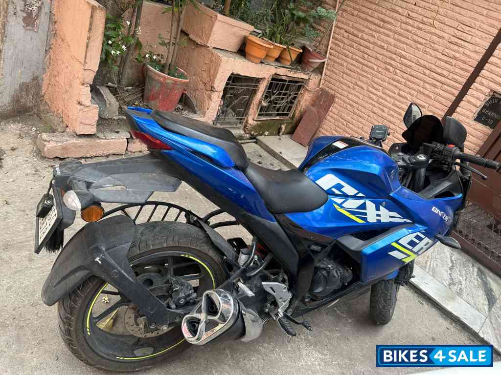 Suzuki Gixxer SF BS6