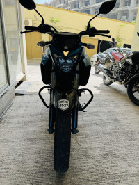 Yamaha FZ25