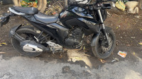 Black Yamaha FZ25