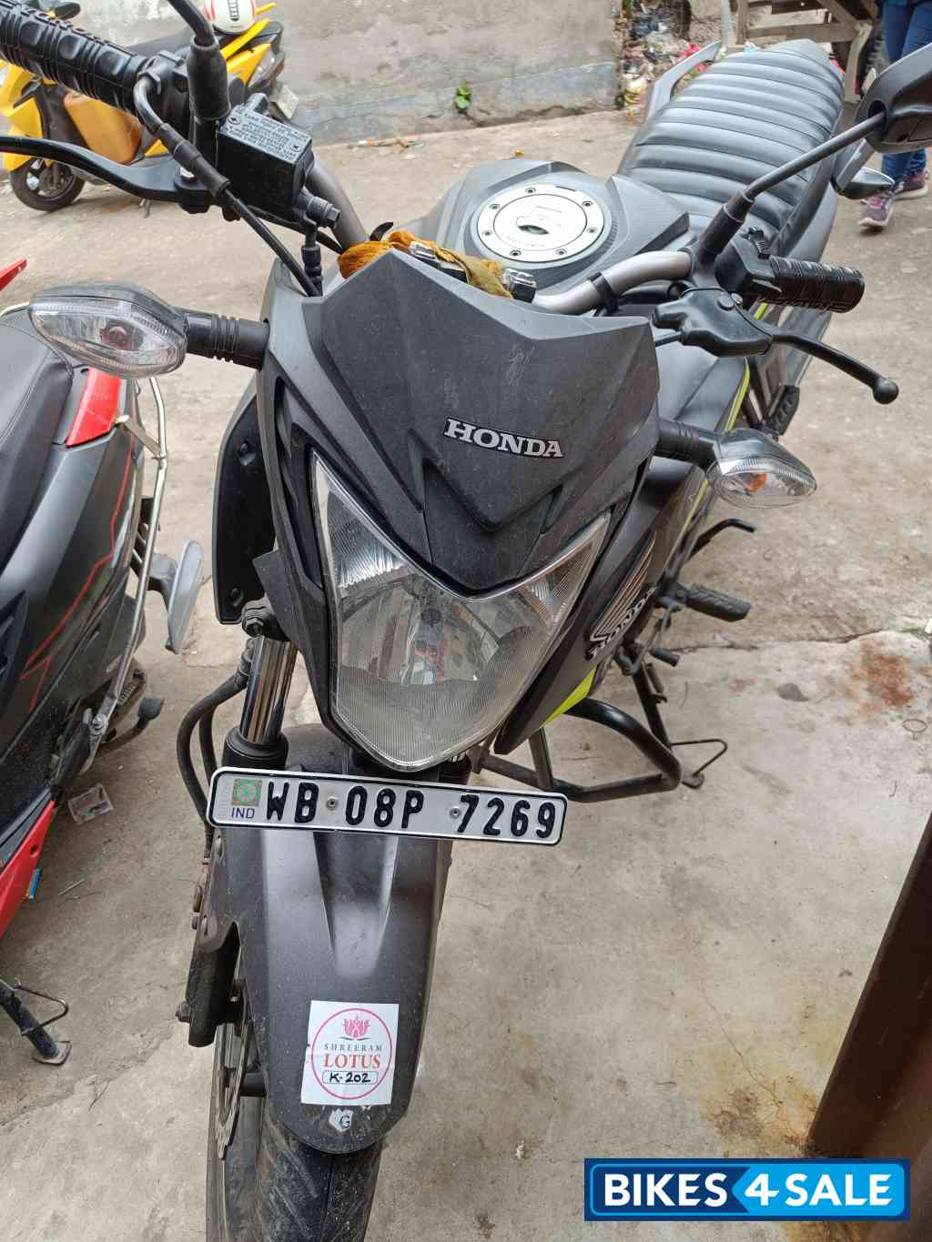 Honda CB Hornet 160R