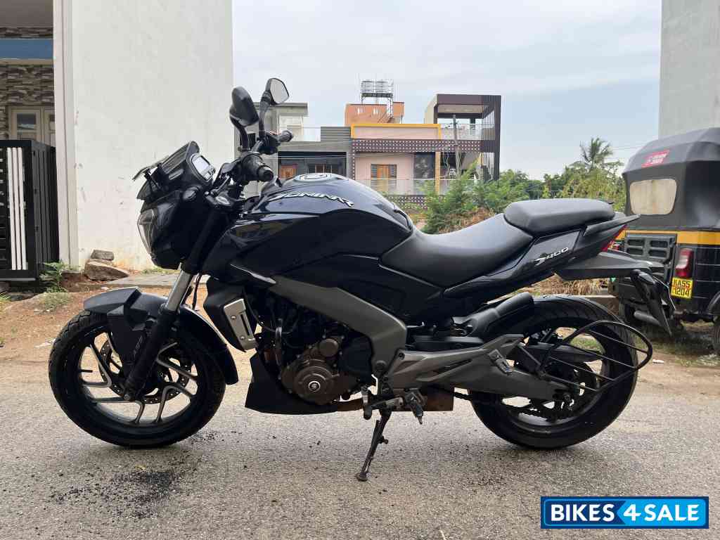 Midnight Blue Bajaj Dominar 400 ABS BS6