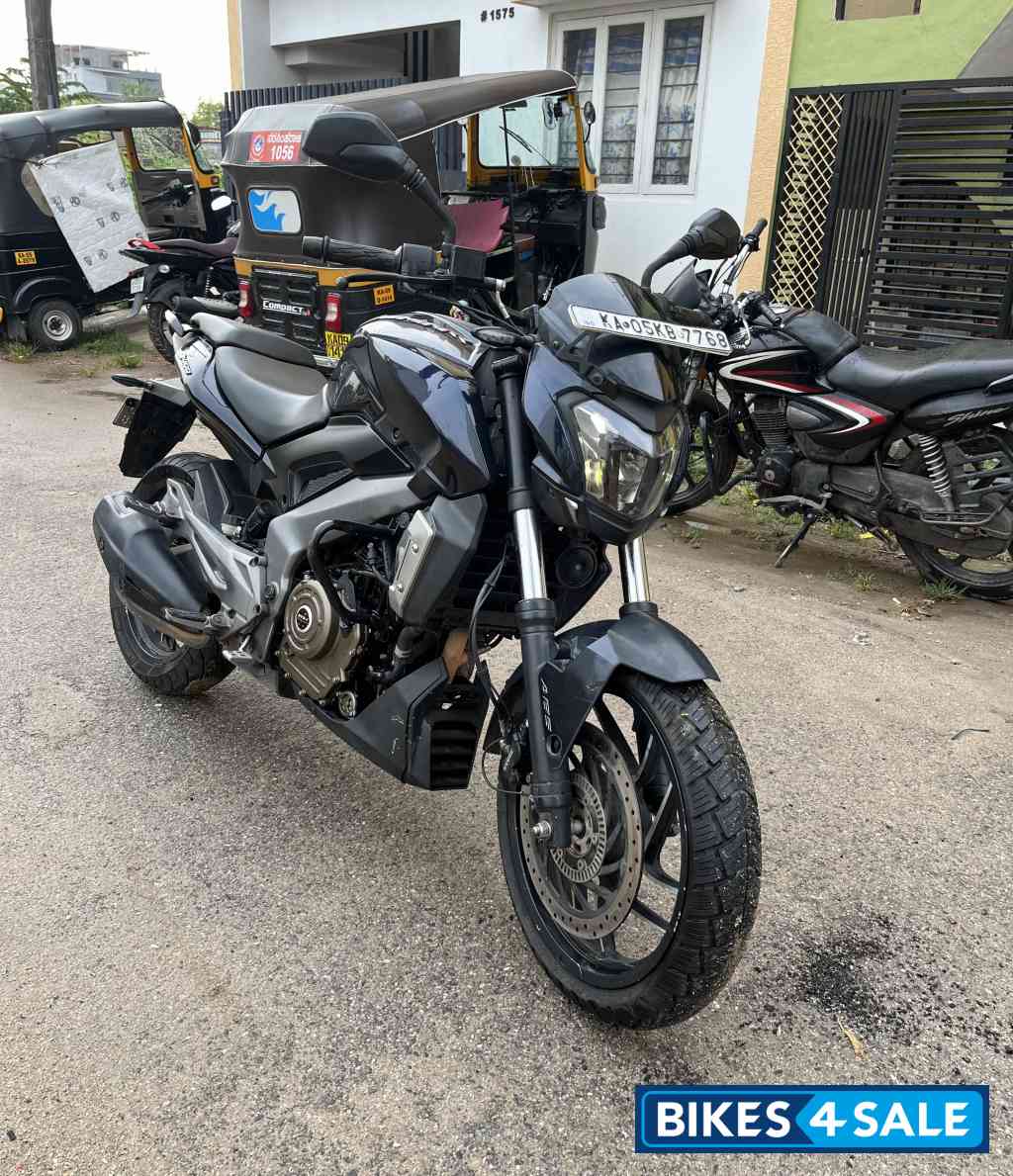 Midnight Blue Bajaj Dominar 400 ABS BS6