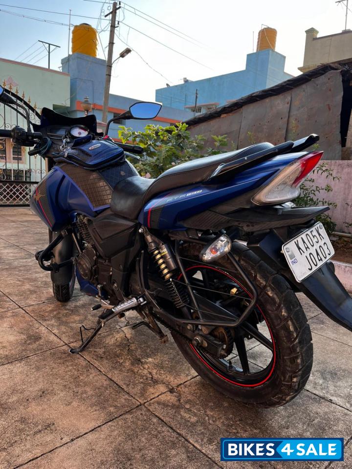 Blue TVS Apache RTR 160
