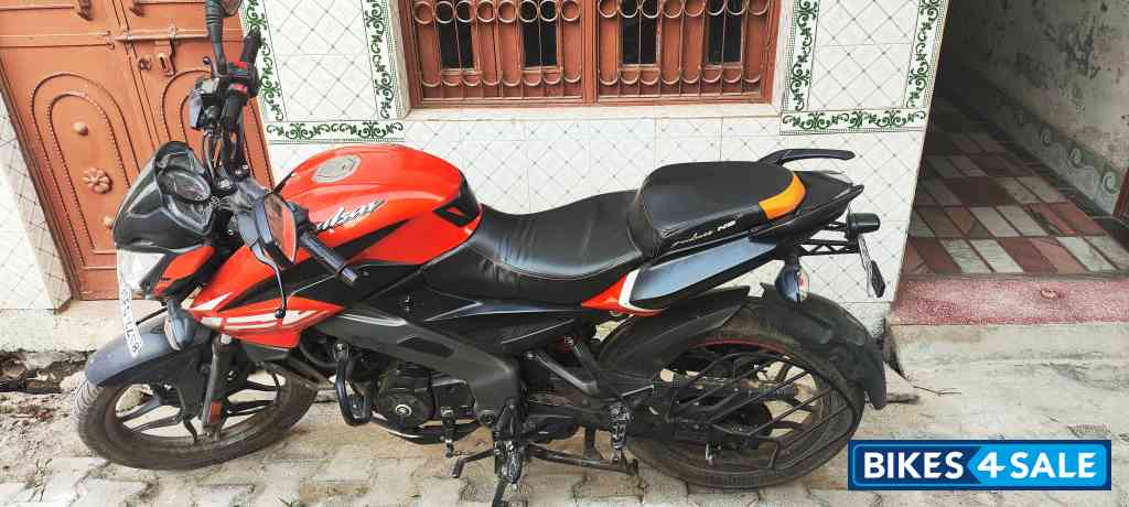 Bajaj Pulsar NS 125