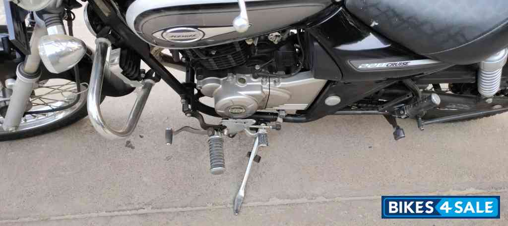 Bajaj Avenger Cruise 220 BS6