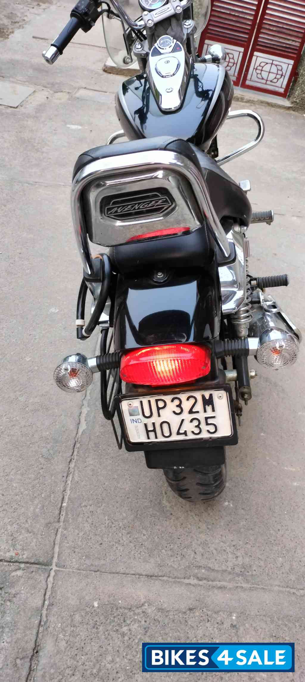 Bajaj Avenger Cruise 220 BS6