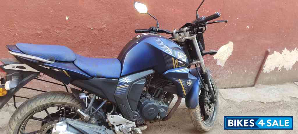 Yamaha FZ-S