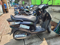 Black Honda Aviator