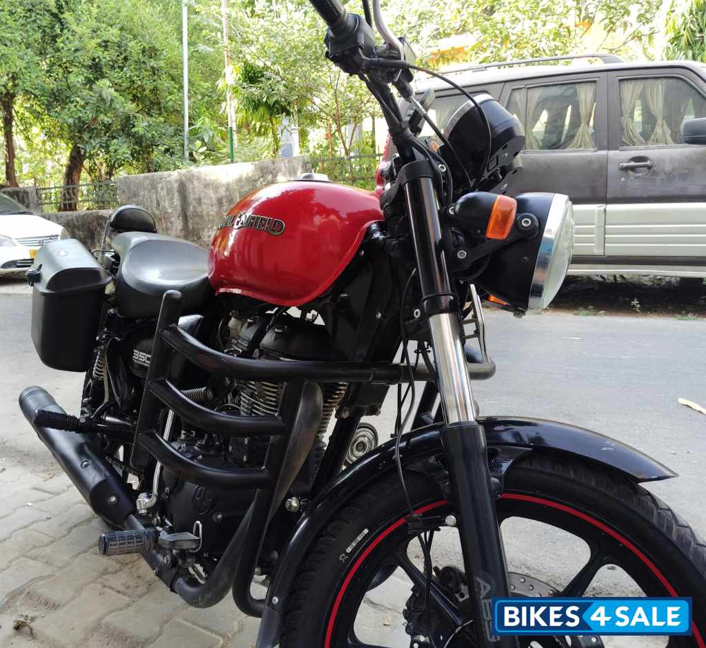 Red Royal Enfield Thunderbird X 350