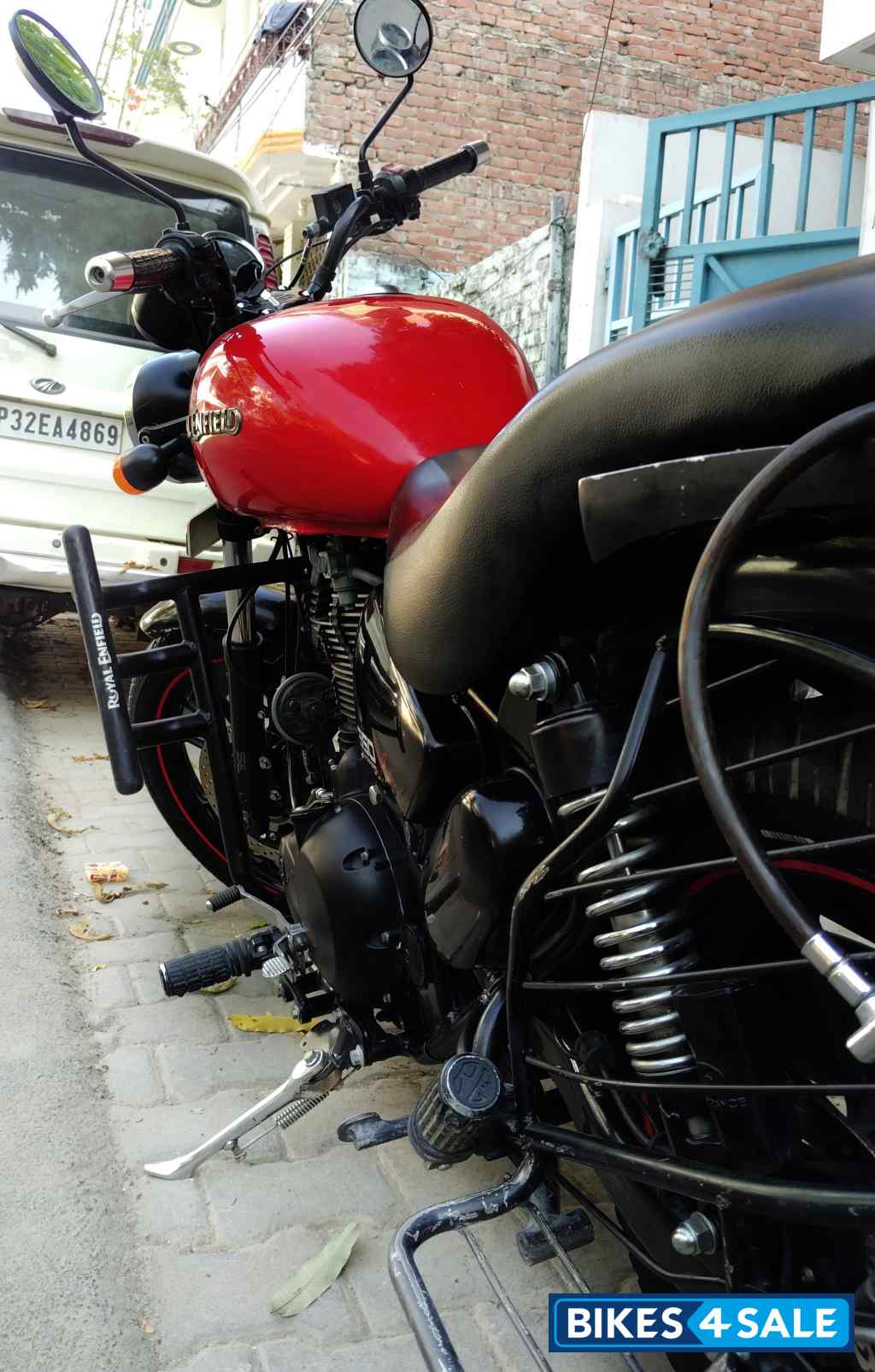 Red Royal Enfield Thunderbird X 350