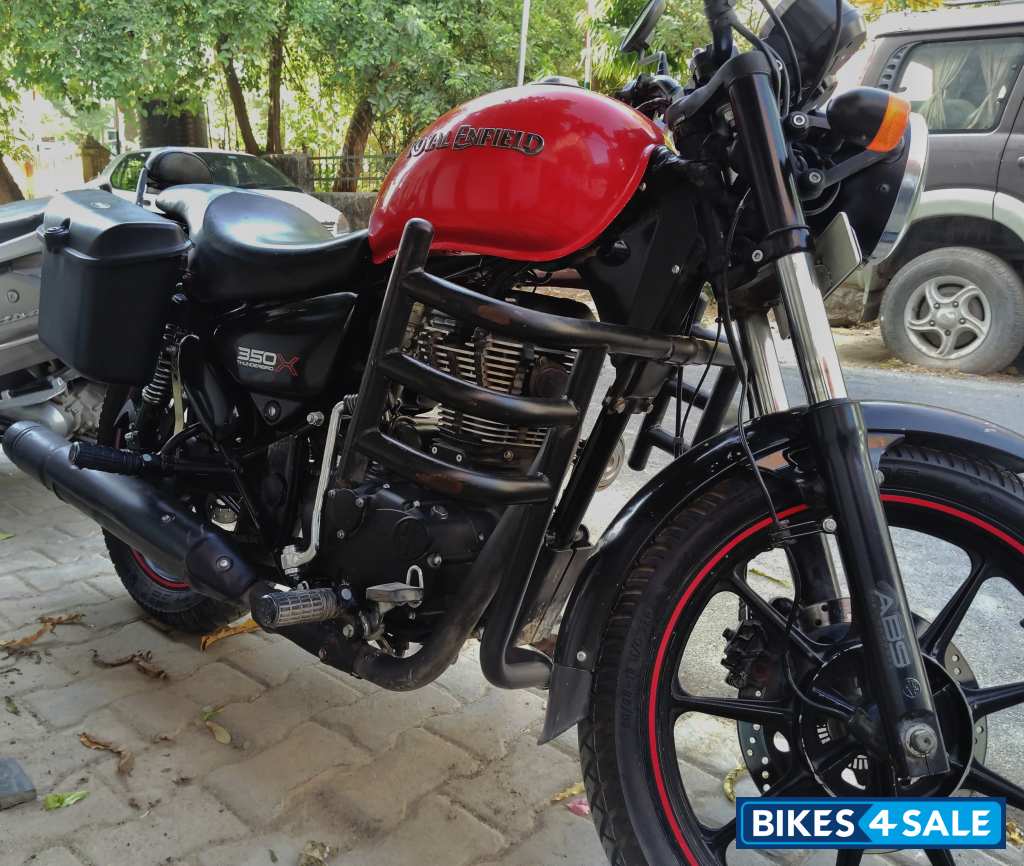 Red Royal Enfield Thunderbird X 350