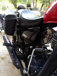 Red Royal Enfield Thunderbird X 350