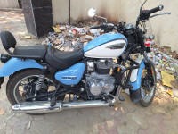 Royal Enfield Meteor 350 Aurora