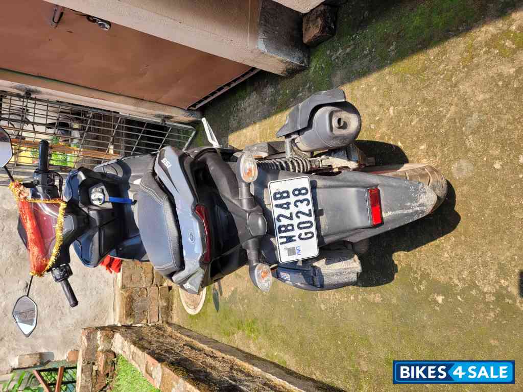 Grey Yamaha Aerox 155